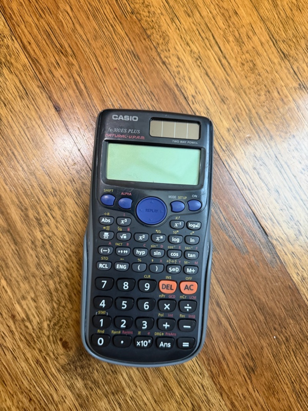 Casio fx-300 ES PLUS calculator